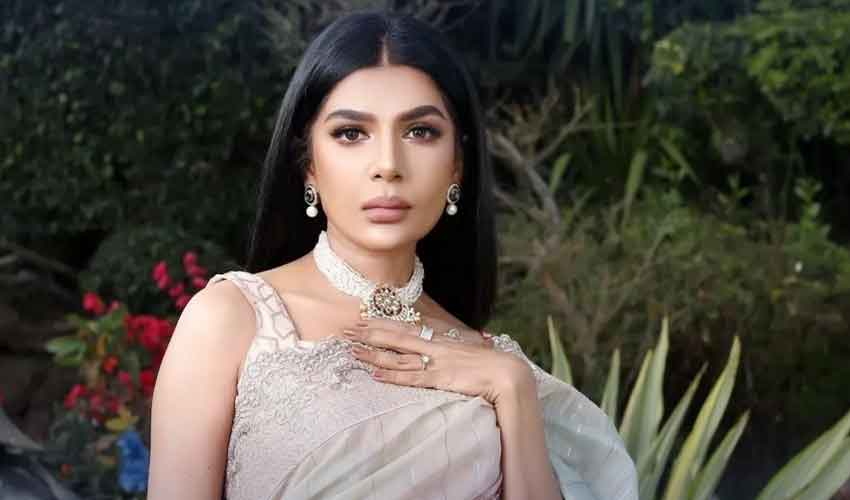 iffat omar cultural adviser