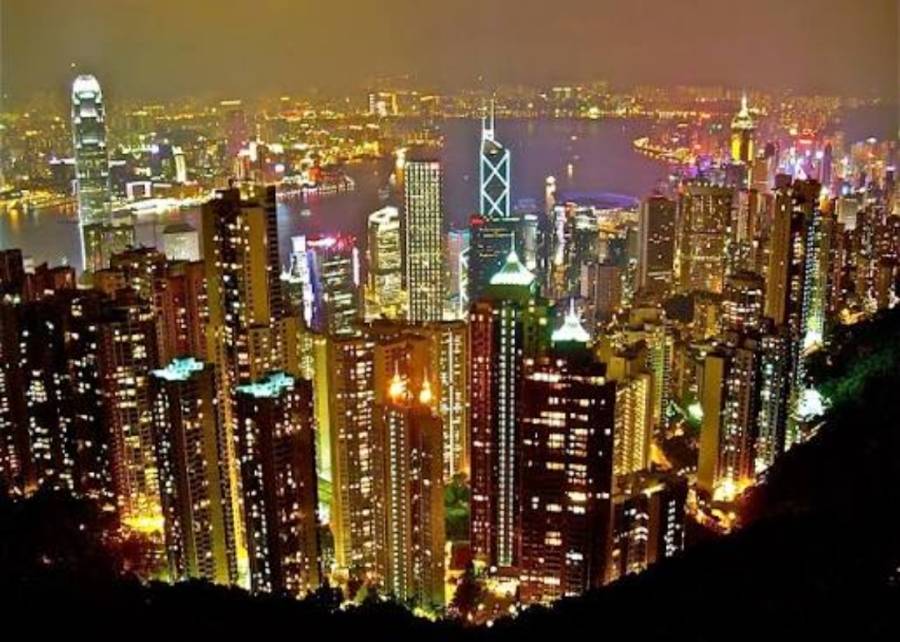 ہانگ کانگ کے علاقے تائی پو میں خوفناک آتشزدگی، 36 افراد ہلاک، 279 لاپتہ