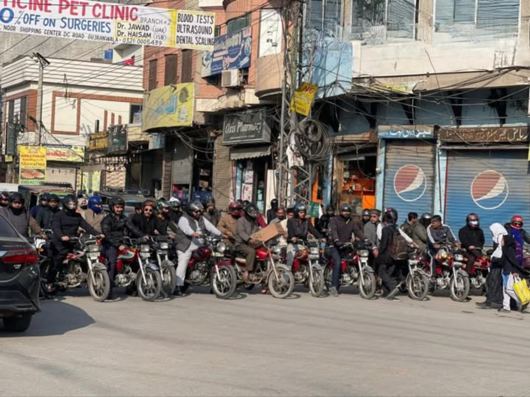 ٹریفک پولیس کے سخت کریک ڈاؤن کے بعد آج کا گوجرانوالہ