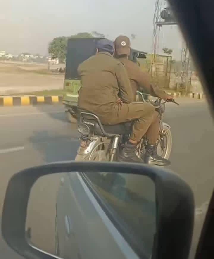 موٹر سائیکل سواروں کے چالان کے نظام میں بڑی تبدیلی 598536496 1306451441249708 3396659663559867920 n