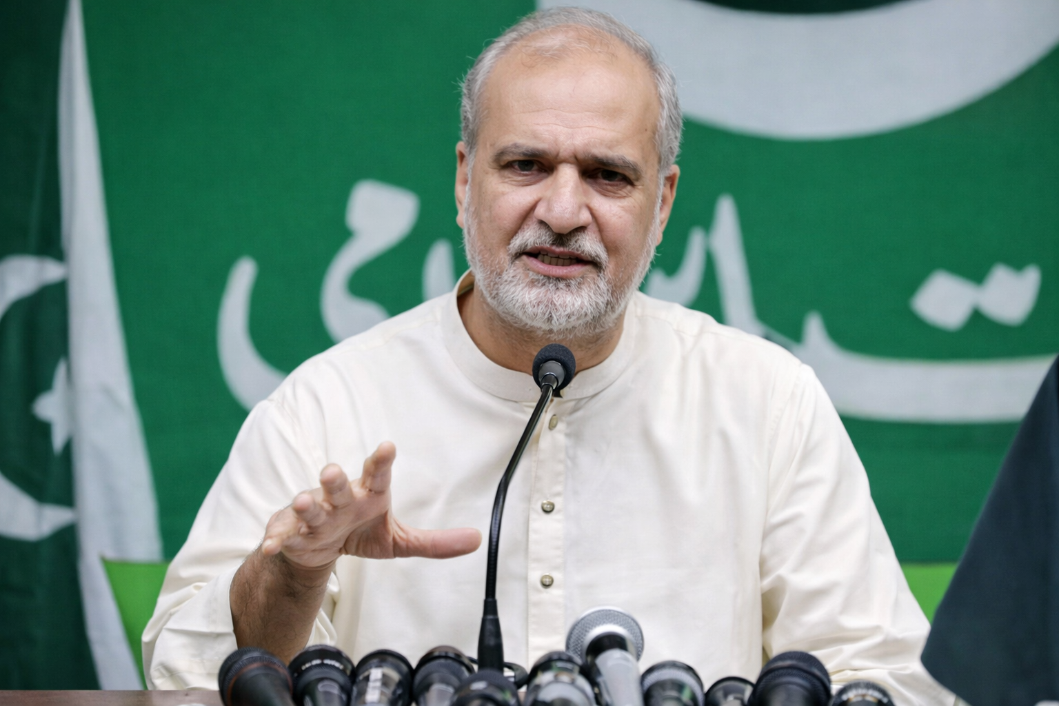 ملک میں چند طاقتور مزید طاقتور ہو رہے ہیں، پاکستان پر وڈیروں، جاگیرداروں اور سرمایہ داروں کا کنسورشیم مسلط ہے: حافظ نعیم الرحمان