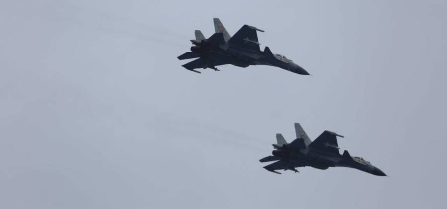 چین کے J-15 طیاروں کے جاپانی فائٹرز کو لاک کرنے پر تنازعہ