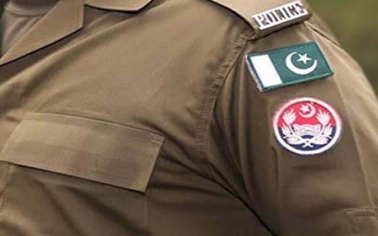 لاہور؛ محکمہ جیل کا اہلکار شراب پی کر ڈیوٹی پر پہنچ گیا