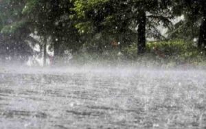 کراچی میں بونداباندی، لاہور سمیت مختلف شہروں میں بارش کی پیشگوئی