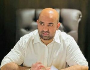 پنجاب حکومت کا بڑا فیصلہ: نجی تعلیمی اداروں کے طلباء کو بھی لیپ ٹاپ دینے کا اعلان