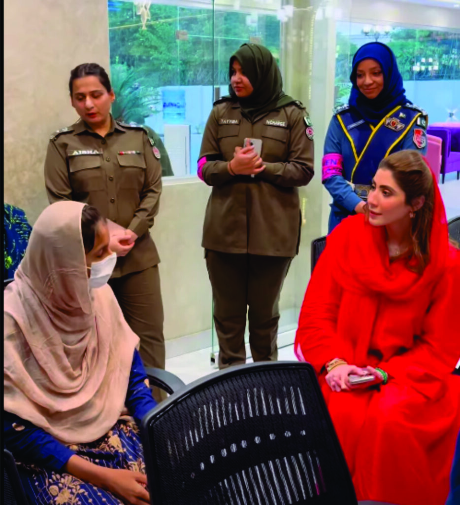 چیئرپرسن پنجاب وومن پروٹیکشن اتھارٹی کا وومن انکلیو گوجرانوالہ دورہ 2