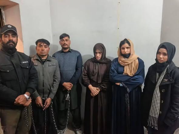 گوجرانوالہ میں مبینہ منشیات و اسلحہ سپلائی نیٹ ورک بے نقاب 625153302 1346023190625866 6690645308719413991 n